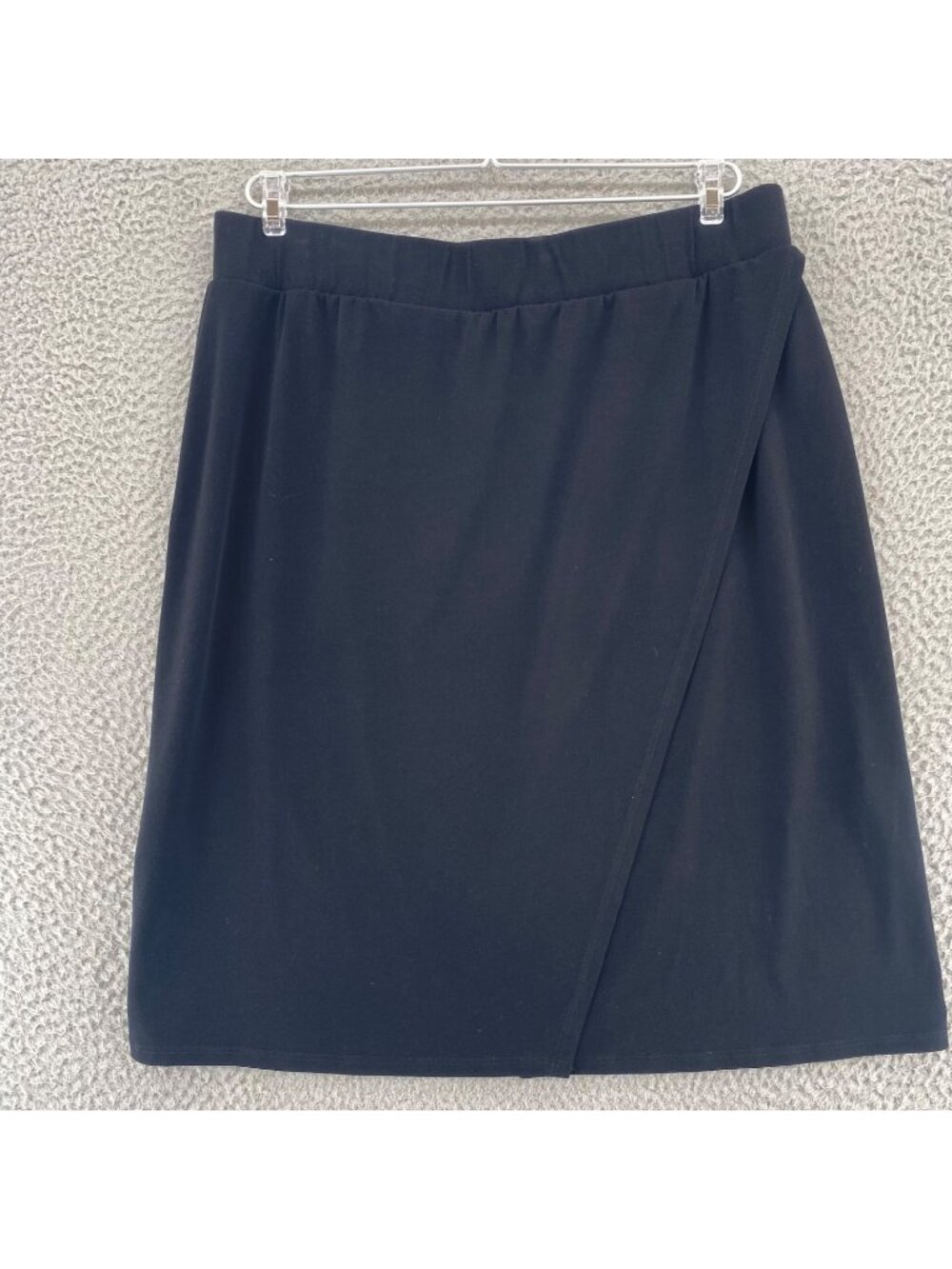 Chicos Skirt Womens 2 US Large Easywear Black Faux Wrap Stretch Knit Knee Length
